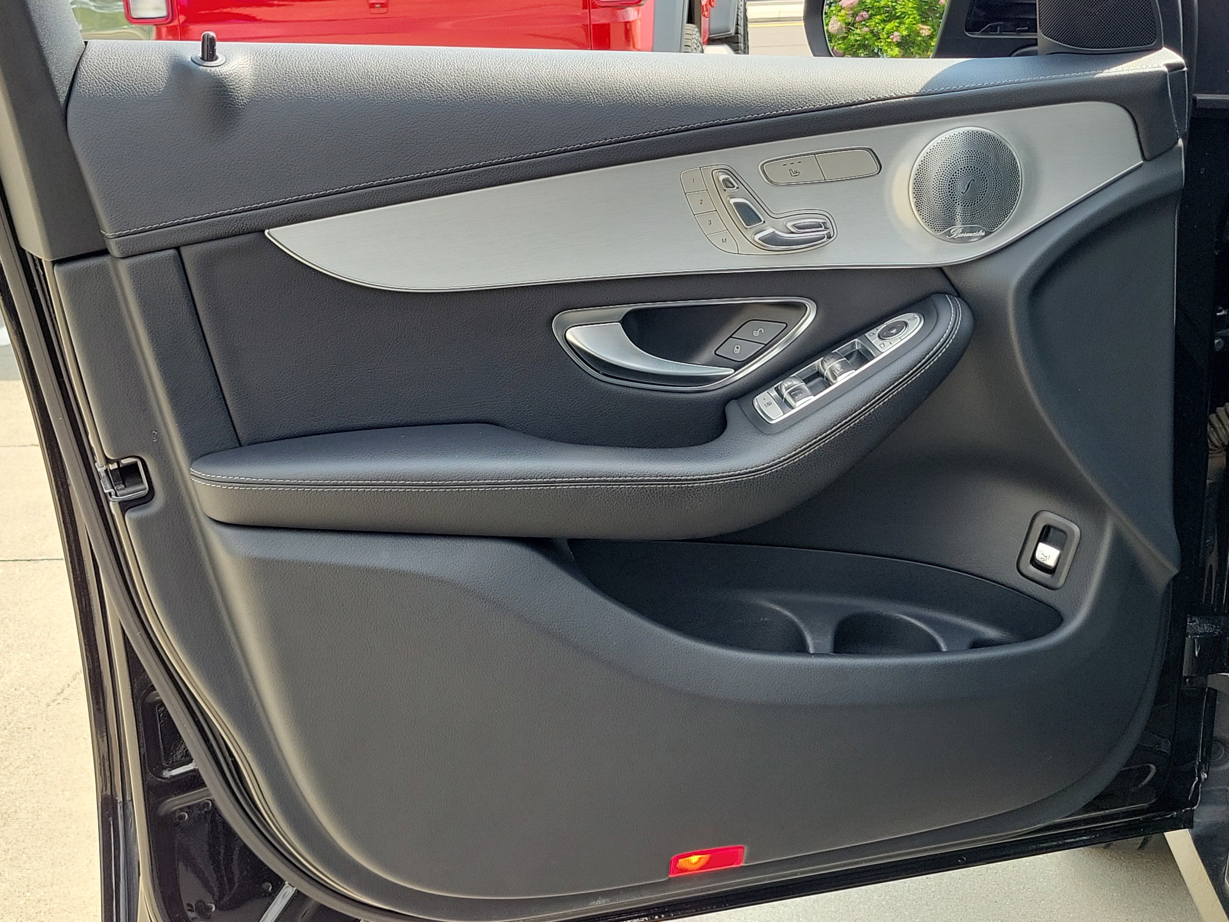 Used 2017 Mercedes-Benz GLC 300 4MATIC image 20