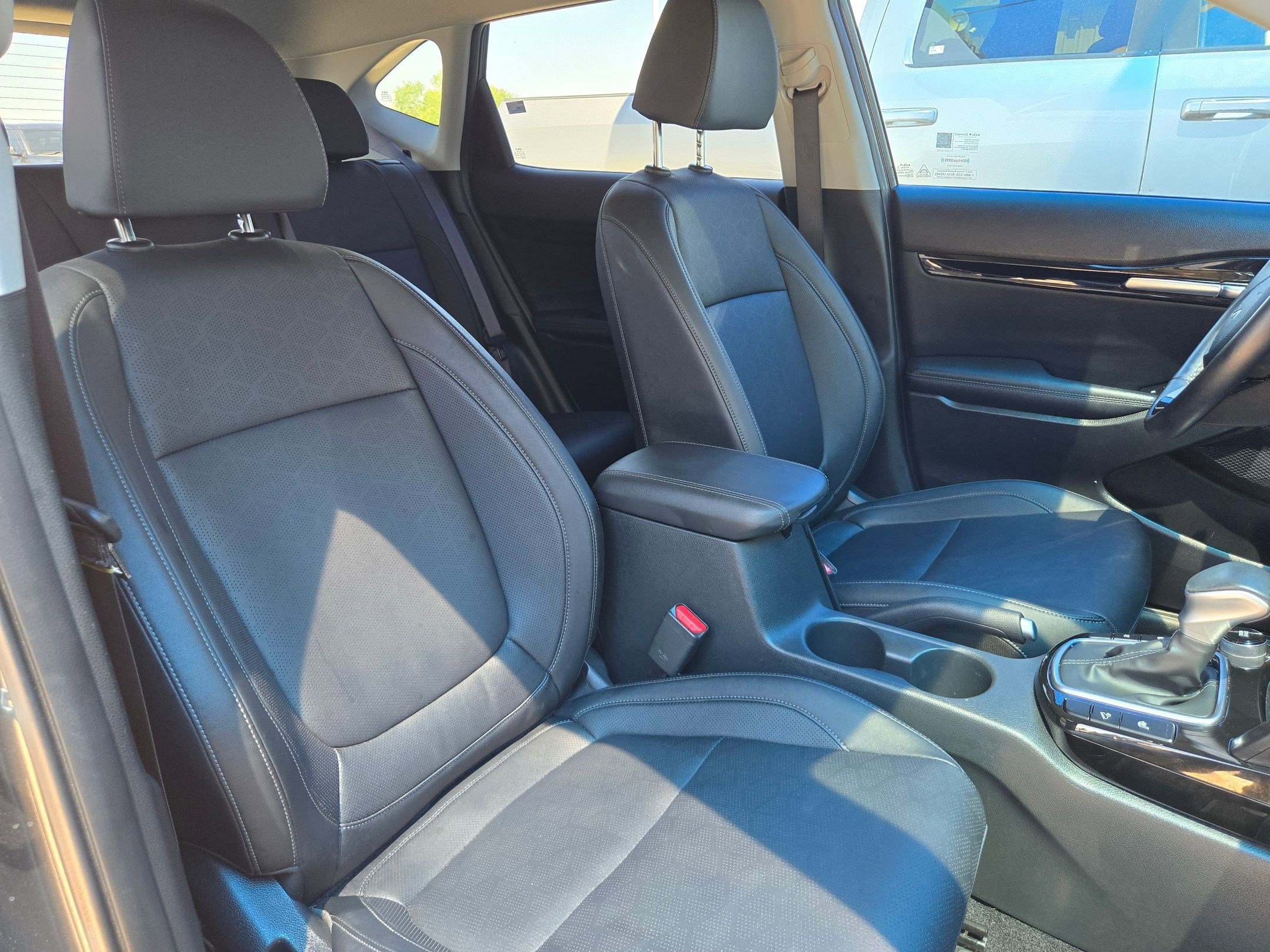 Used 2024 Kia Seltos EX FWD image 24