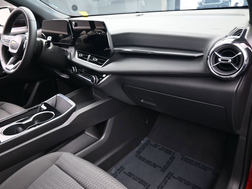 Used 2025 Chevrolet Equinox LT image 43