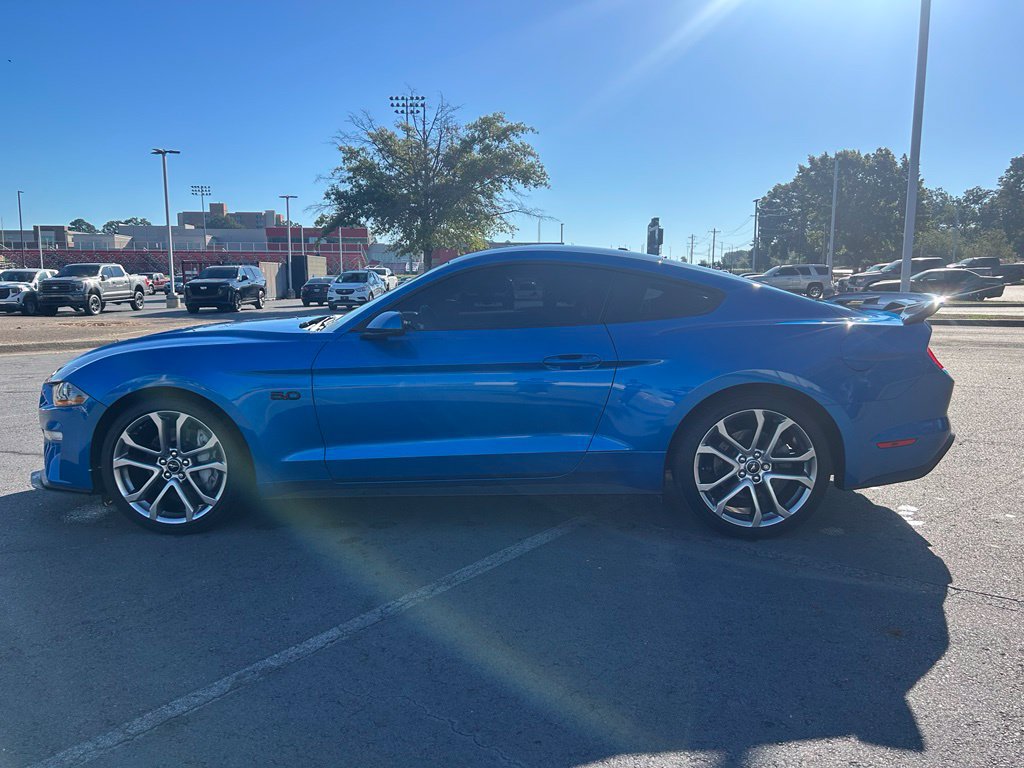 Used 2019 Ford Mustang GT Premium w/ Equipment Group 401A RWD image 4