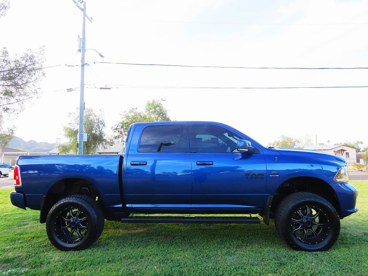 Used 2015 RAM 1500 Sport w/ Convenience Group AWD/4WD image 10