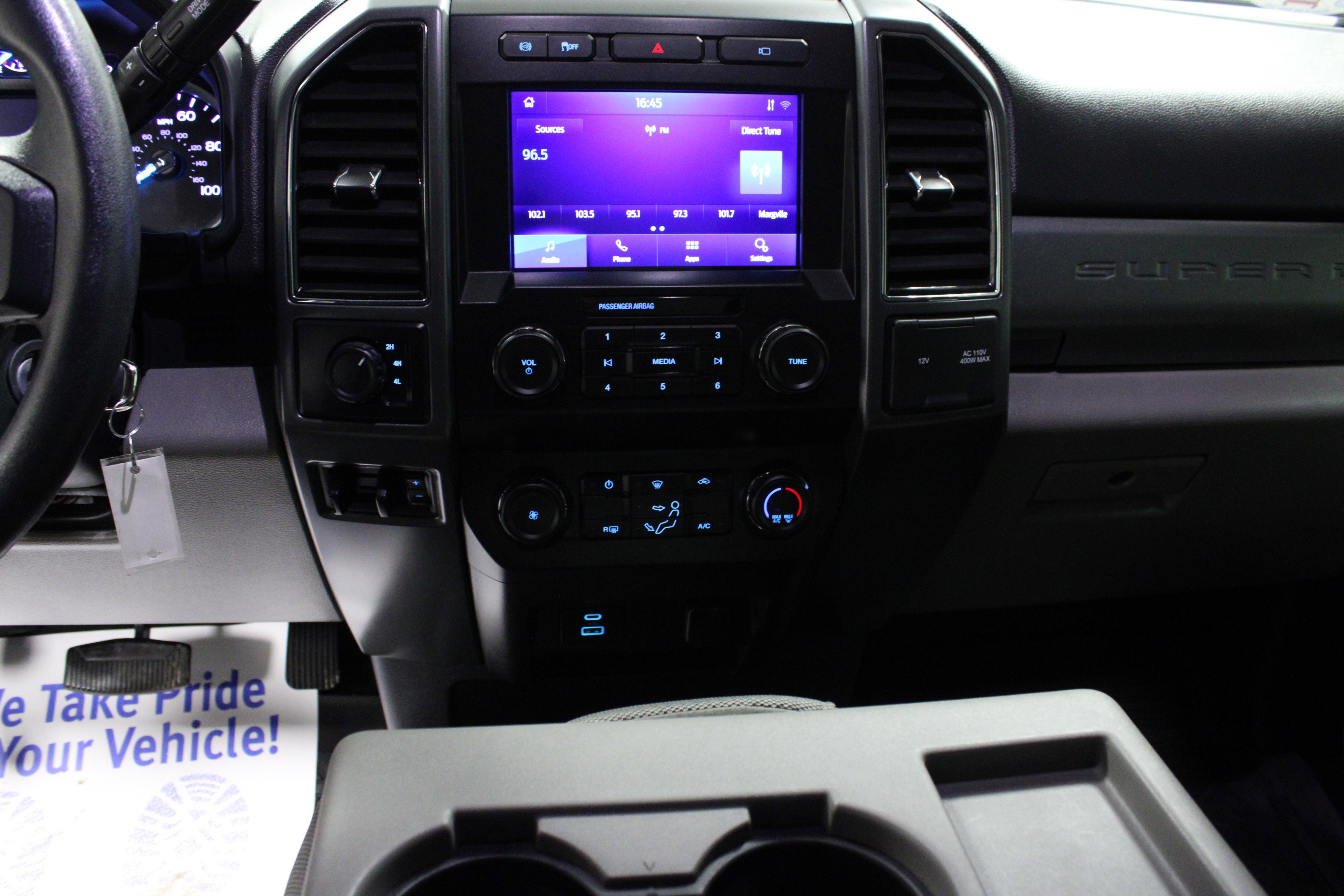 Used 2022 Ford F450 XLT w/ XLT Value Package image 16