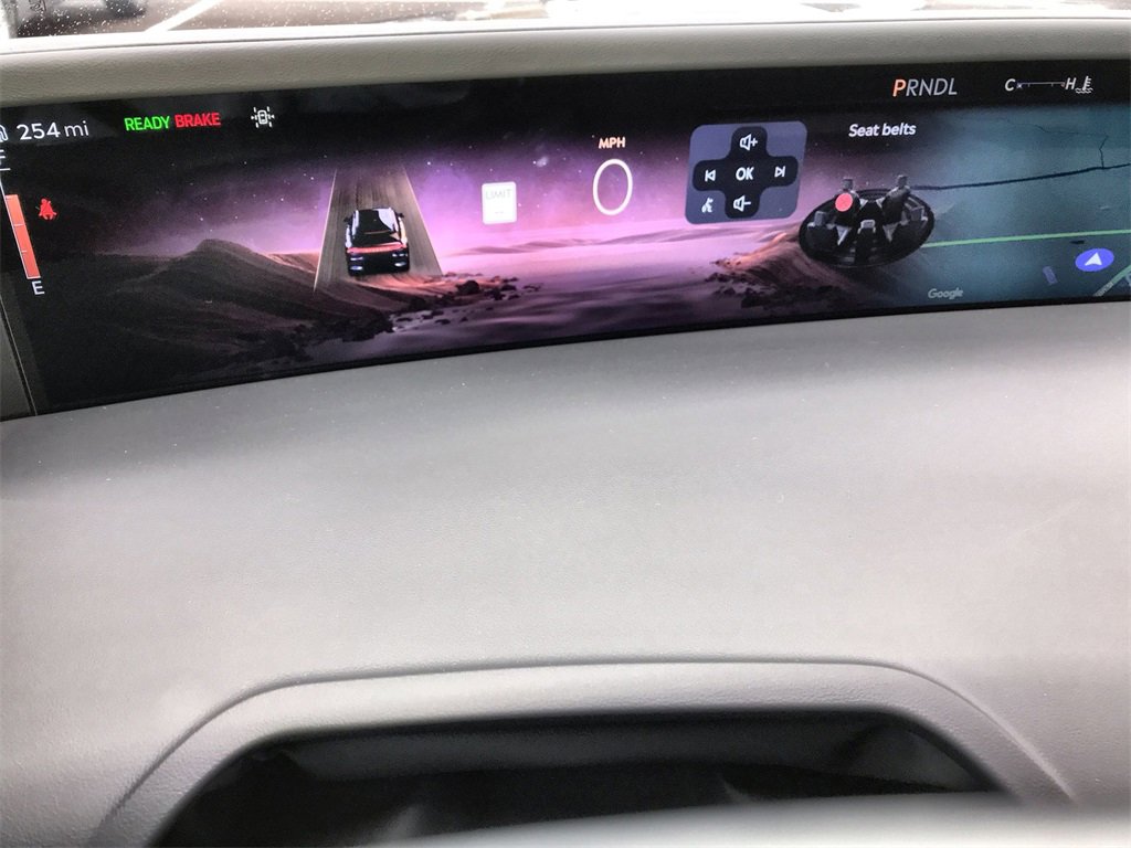 Used 2025 Lincoln Nautilus Premier w/ Jet Appearance Package image 15