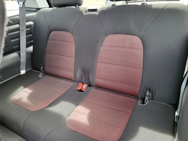 Used 2005 Ford Explorer XLT image 22
