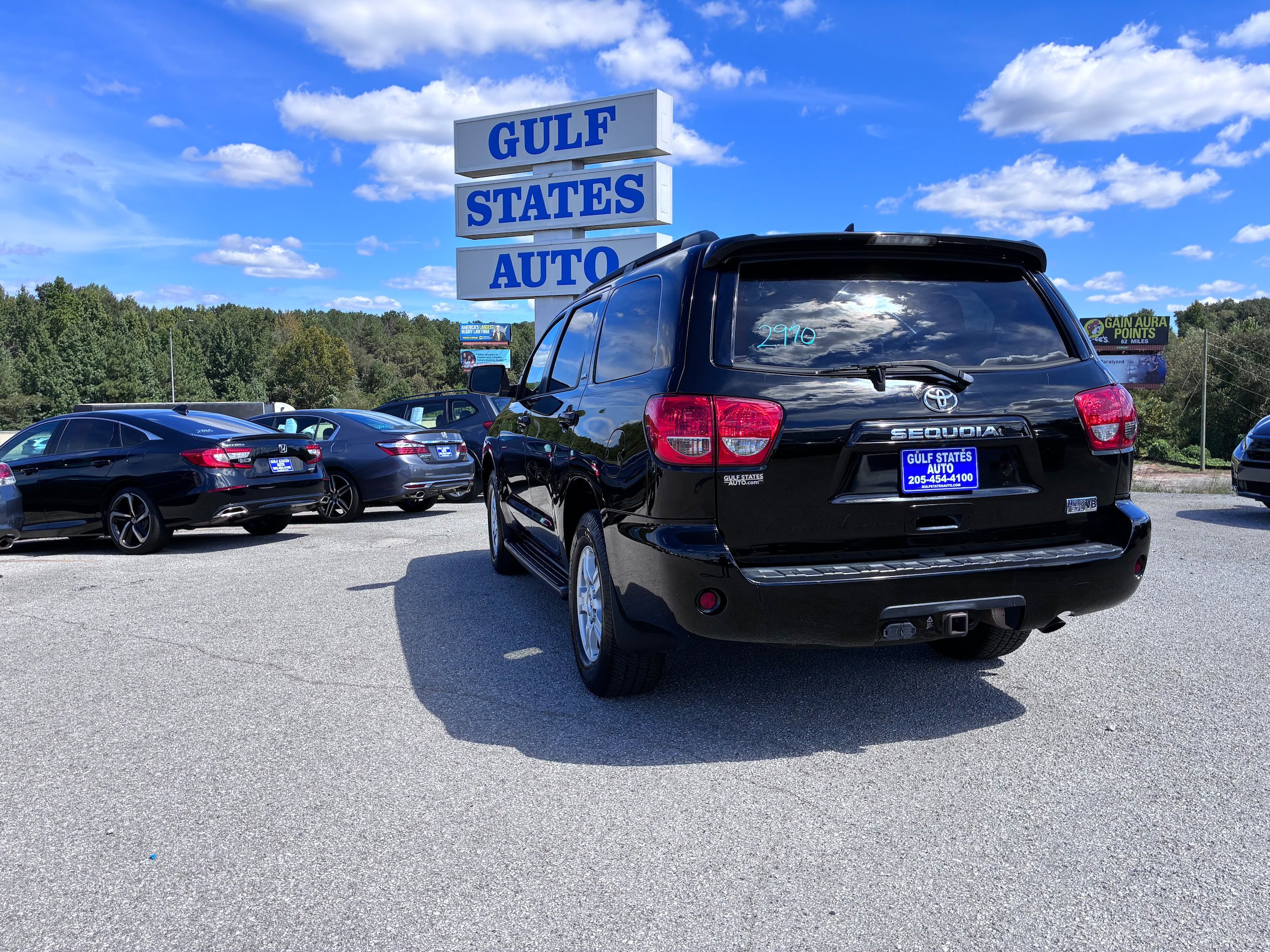 Used 2015 Toyota Sequoia SR5 AWD/4WD image 3