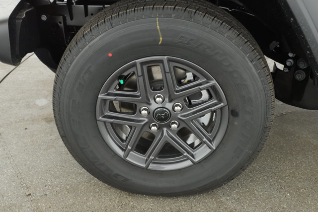 New 2026 Jeep Gladiator Sport image 6