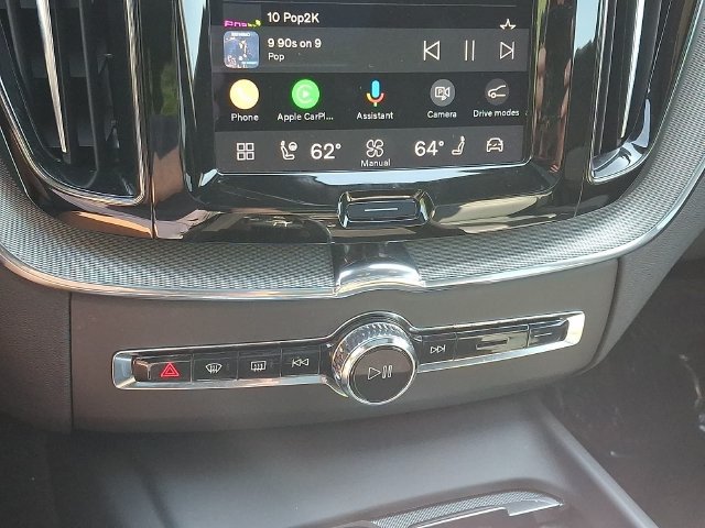 Used 2022 Volvo XC60 T8 R-Design w/ Advanced Package AWD/4WD image 19