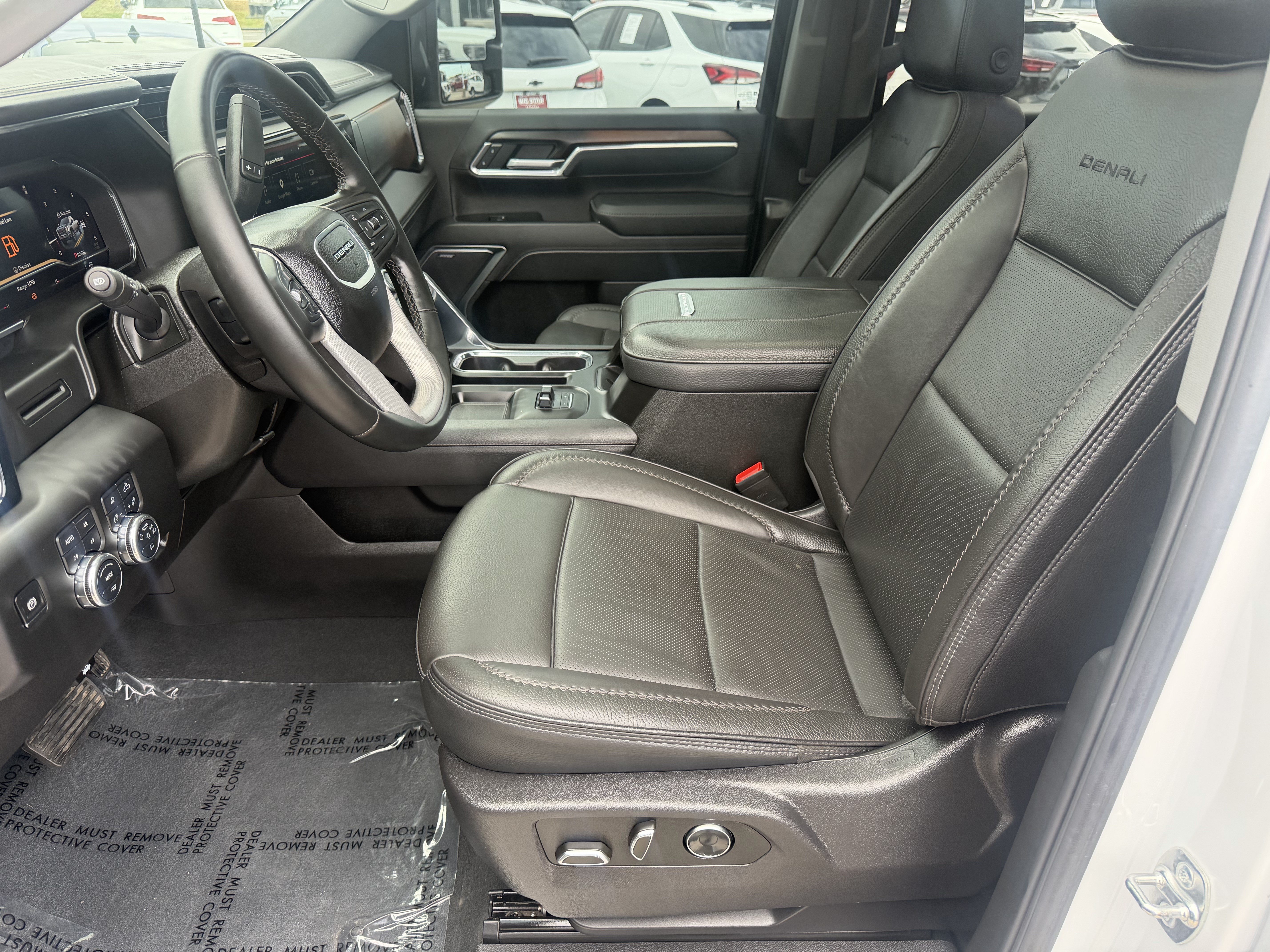 Used 2025 GMC Sierra 2500 Denali AWD/4WD image 23