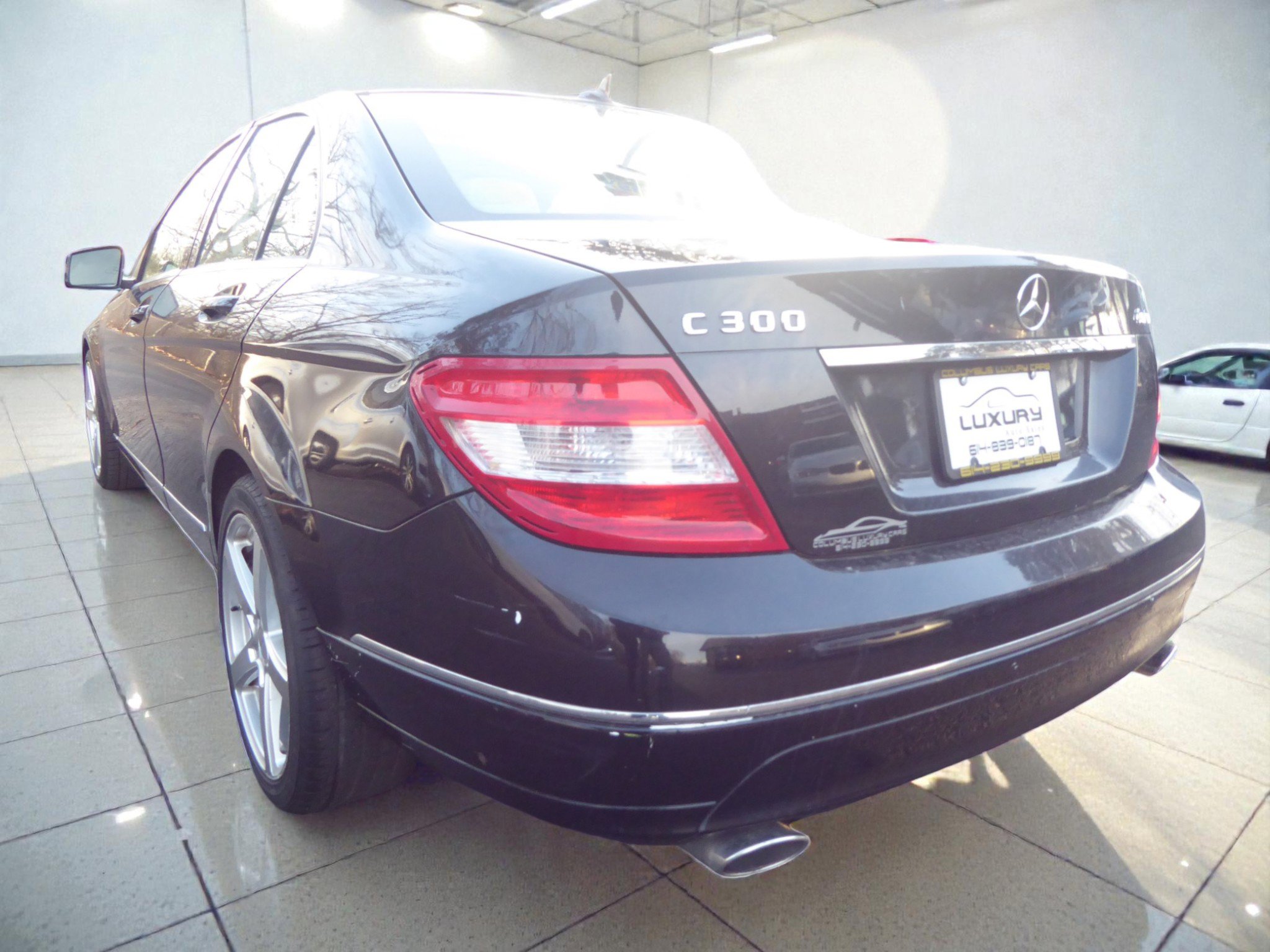 Used 2008 Mercedes-Benz C 300 Sport image 8