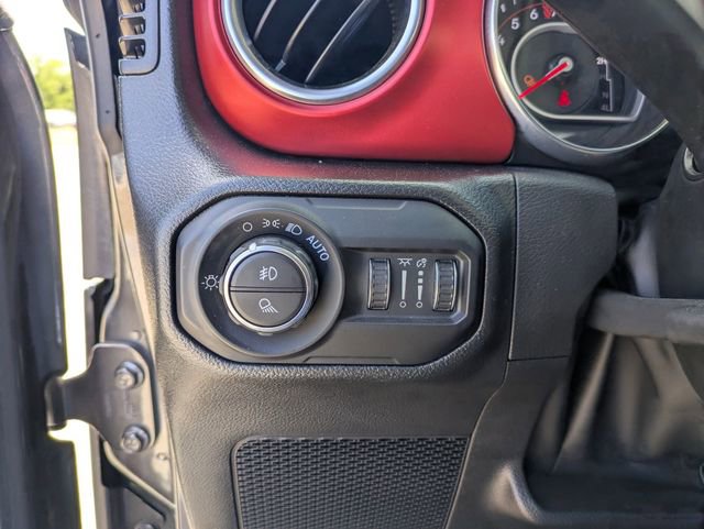 Used 2022 Jeep Gladiator Rubicon w/ LED Lighting Group AWD/4WD image 15