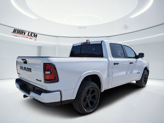 New 2026 RAM 1500 4x4 Crew Cab image 3