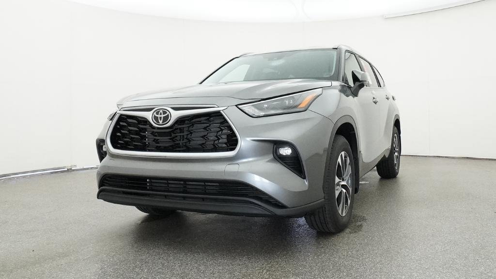 New 2026 Toyota Highlander XLE AWD/4WD image 12