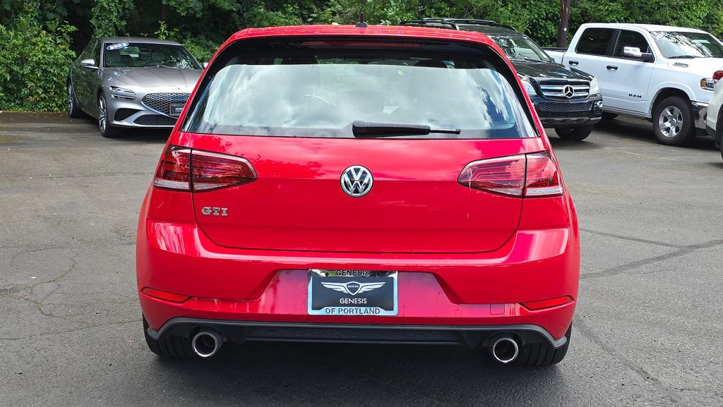 Used 2018 Volkswagen Golf 4-Door FWD image 5
