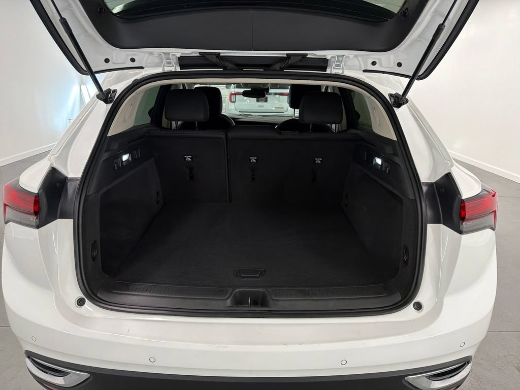 Used 2022 Buick Envision Preferred w/ Safety Package FWD image 8