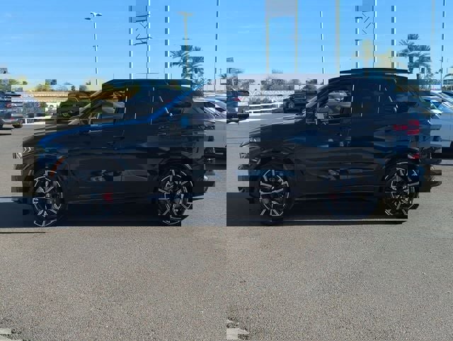 New 2026 BMW X5 M60i w/ Executive Package image 9