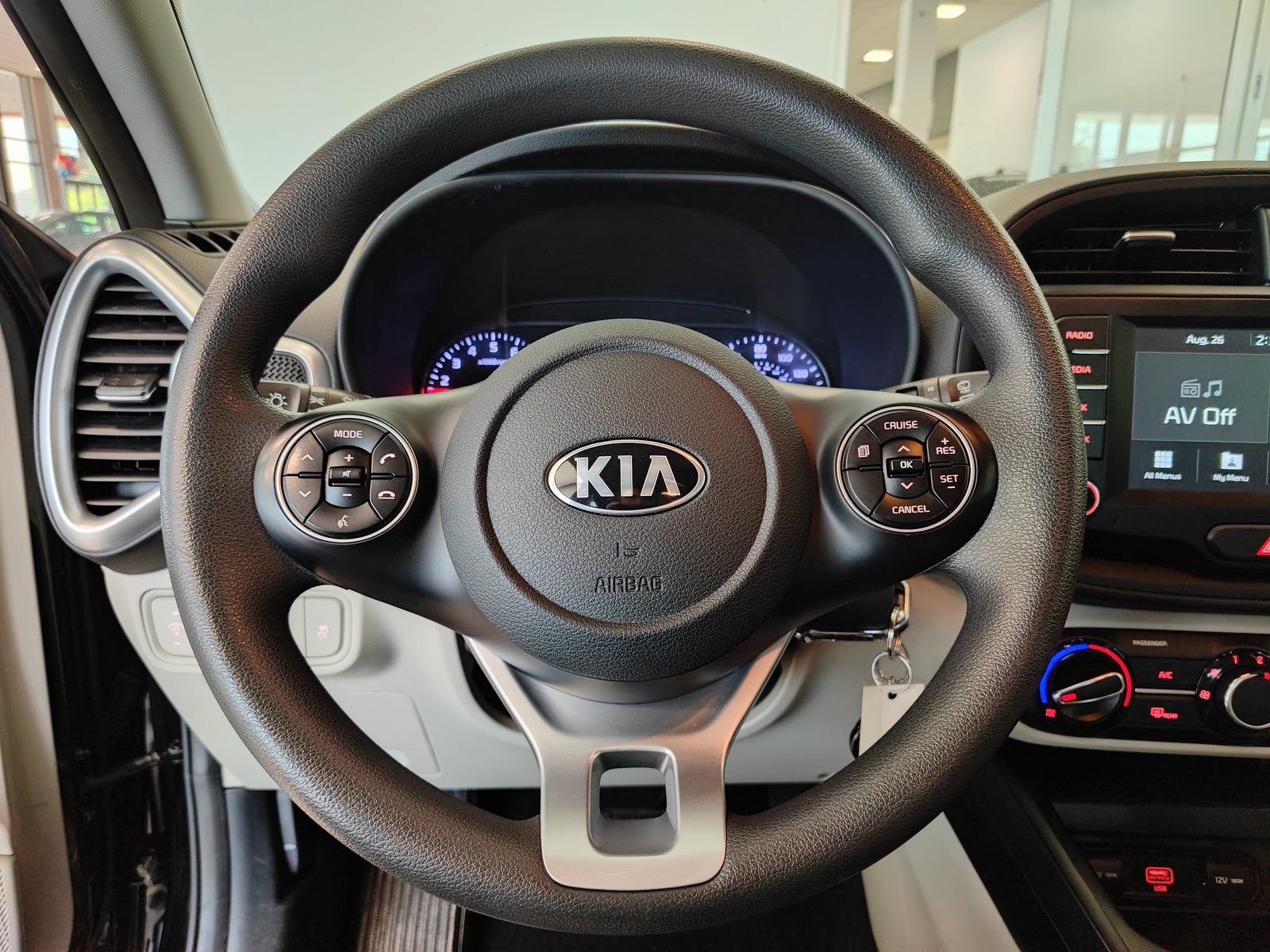 Used 2020 Kia Soul LX FWD image 18