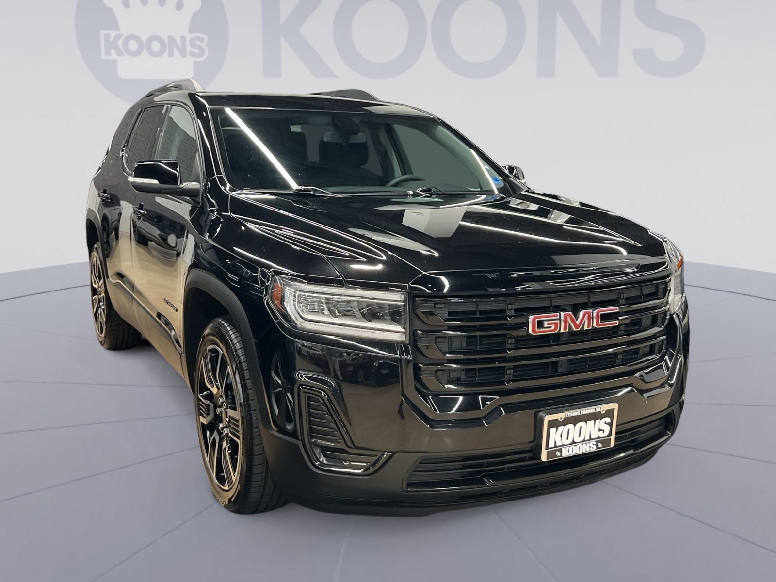 Used 2021 GMC Acadia SLE w/ Driver Convenience Package FWD image 7
