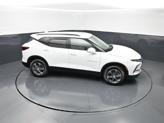 Used 2024 Chevrolet Blazer LT w/ Convenience Package FWD image 29