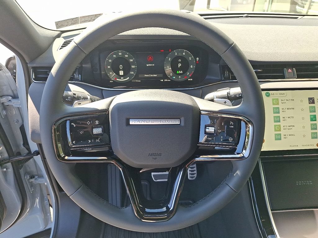New 2026 Land Rover Range Rover Evoque Hoxton AWD/4WD image 11