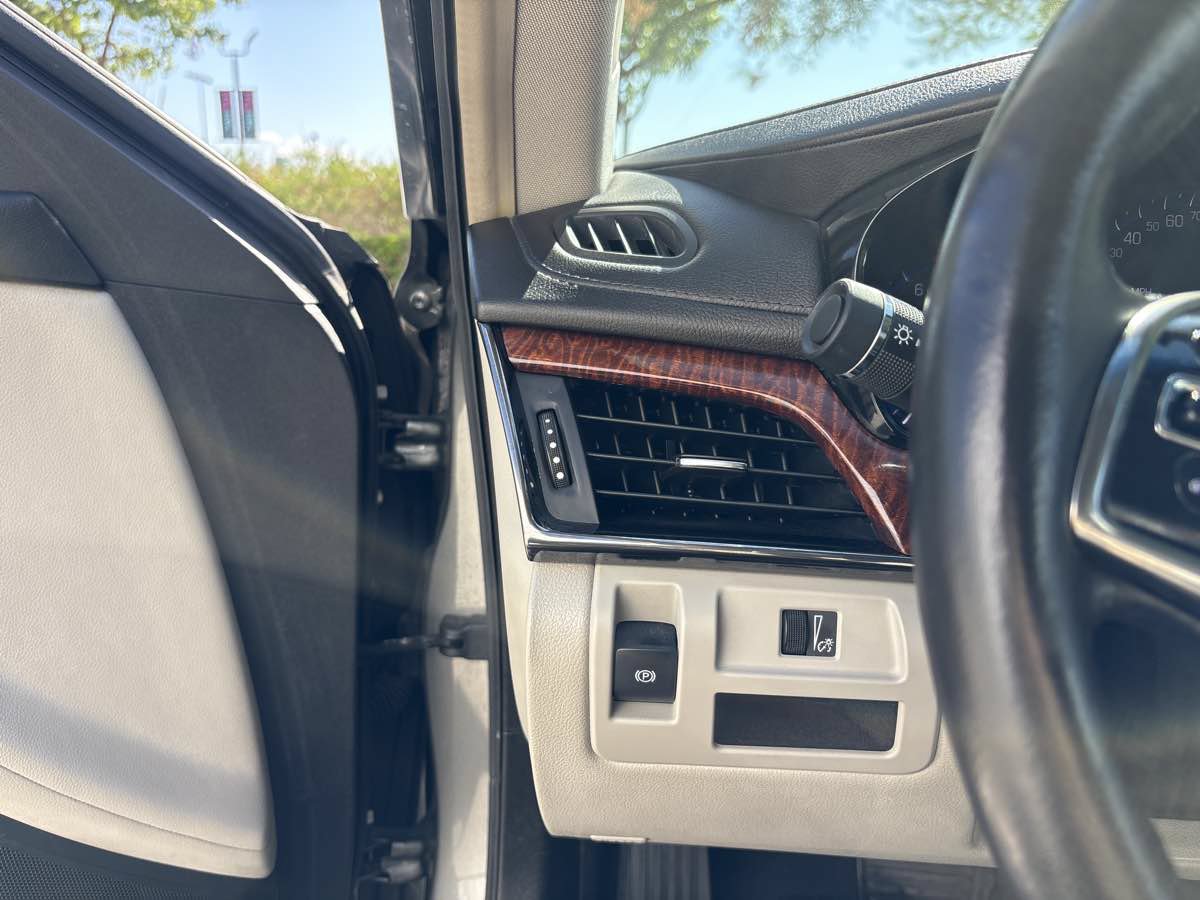 Used 2016 Cadillac CTS Sedan RWD image 20