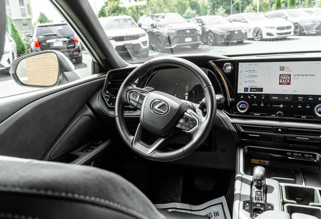 Used 2024 Lexus TX 350 AWD image 12