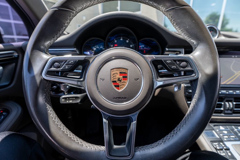 Used 2019 Porsche Macan AWD/4WD image 32