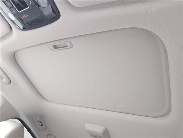 Used 2025 Kia Carnival SX Prestige FWD image 16