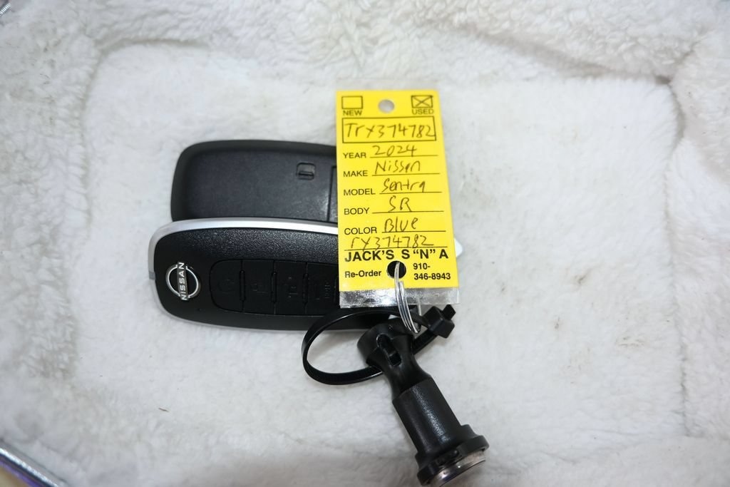 Used 2024 Nissan Sentra SR w/ SR Premium Package FWD image 30