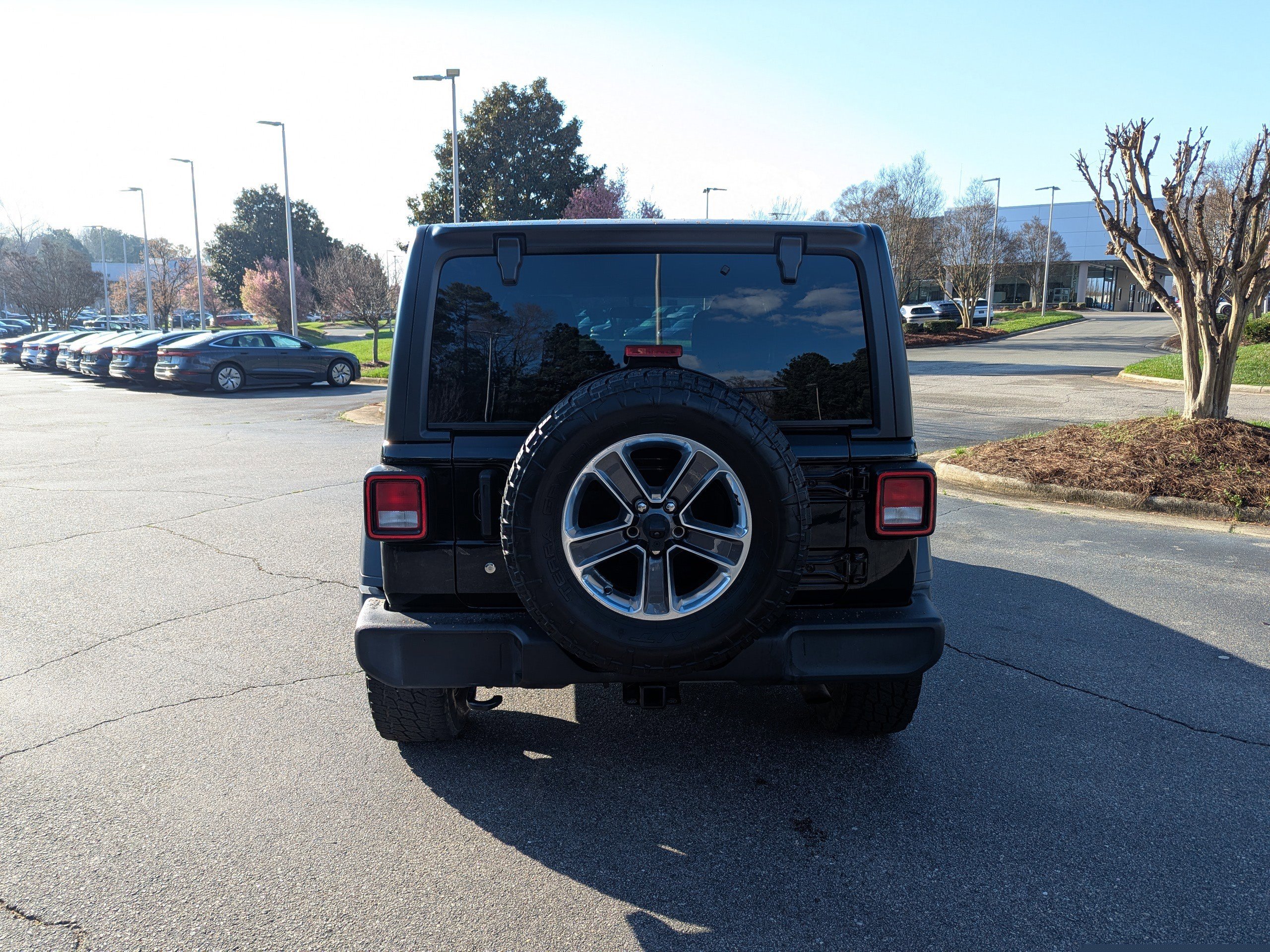 Used 2020 Jeep Wrangler Unlimited Sport S image 11