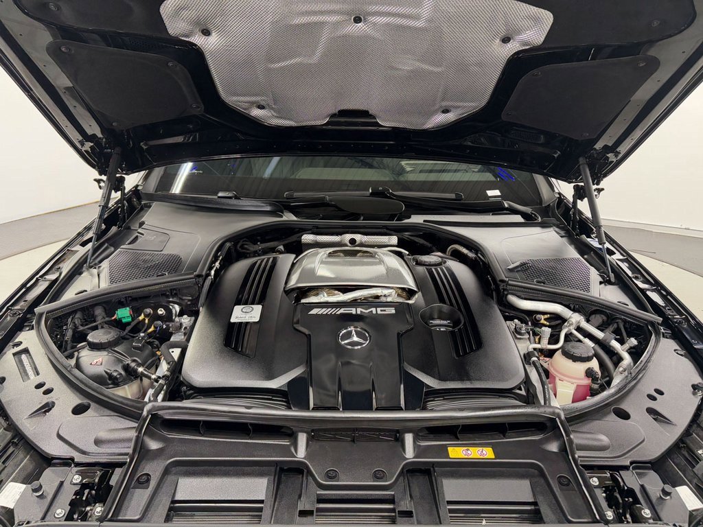 Used 2024 Mercedes-Benz S 63 AMG S w/ Carbon Fiber Exterior Package image 38