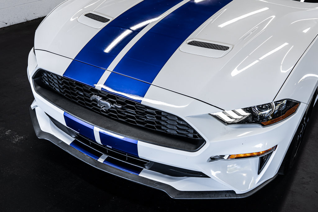 Used 2020 Ford Mustang Premium RWD image 11