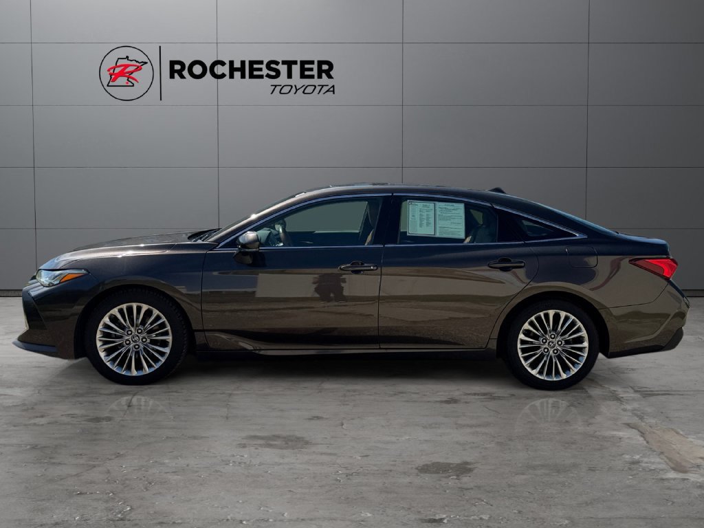Certified 2019 Toyota Avalon Limited w/ All Weather Liner Package FWD image 2