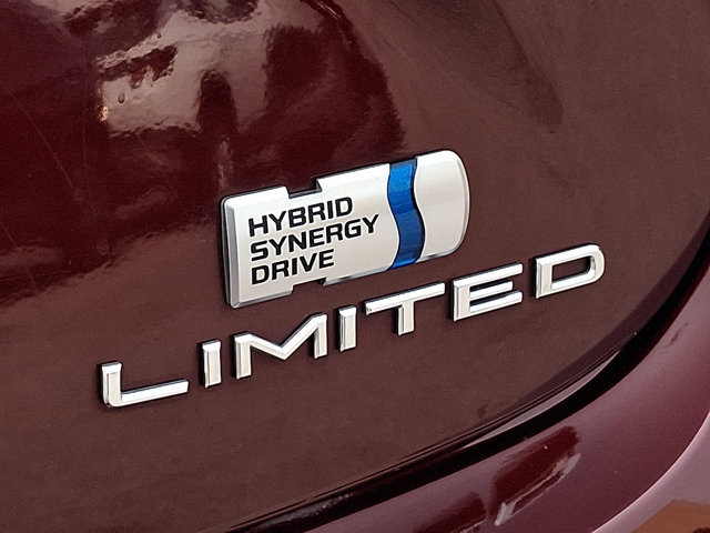 Used 2016 Toyota Avalon Limited w/ Toyota Safety Sense Package FWD image 31