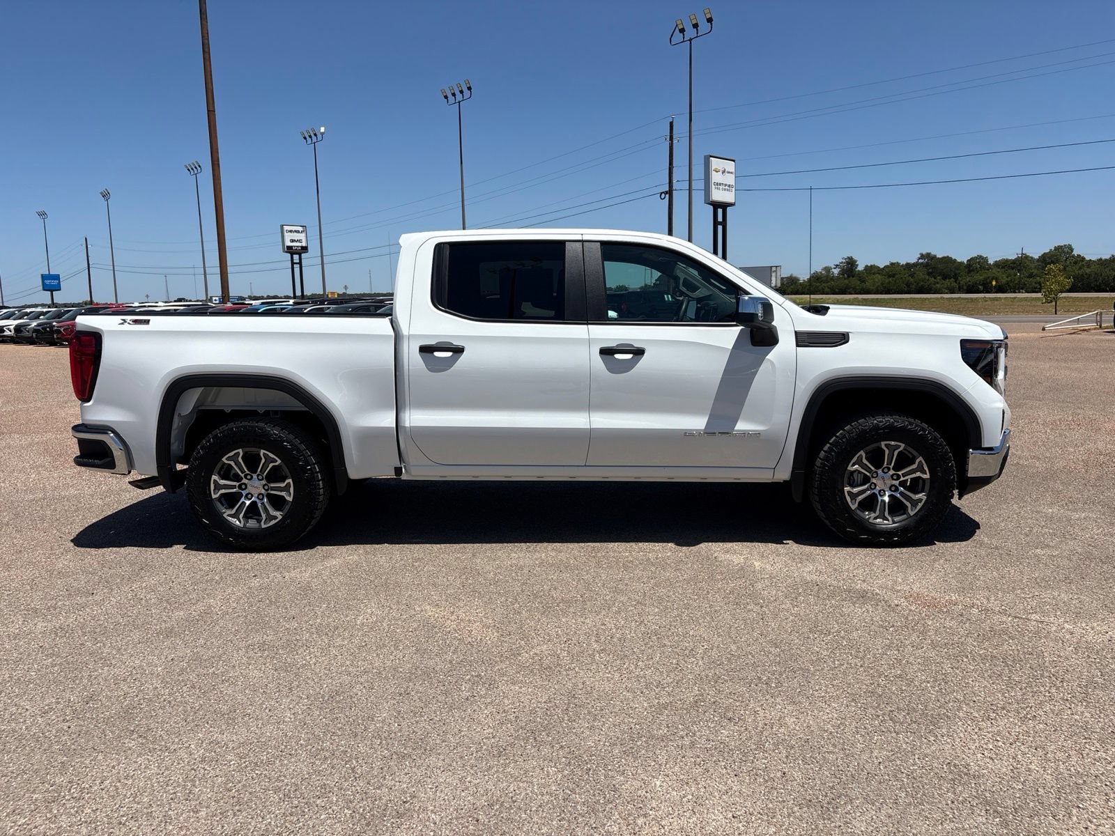 New 2026 GMC Sierra 1500 Pro w/ Pro Value Package AWD/4WD image 7