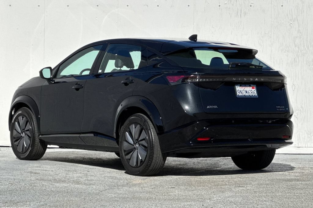 Used 2024 Nissan Ariya AWD image 5