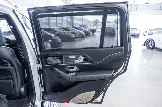 Used 2023 Mercedes-Benz Maybach GLS 600 4MATIC image 28