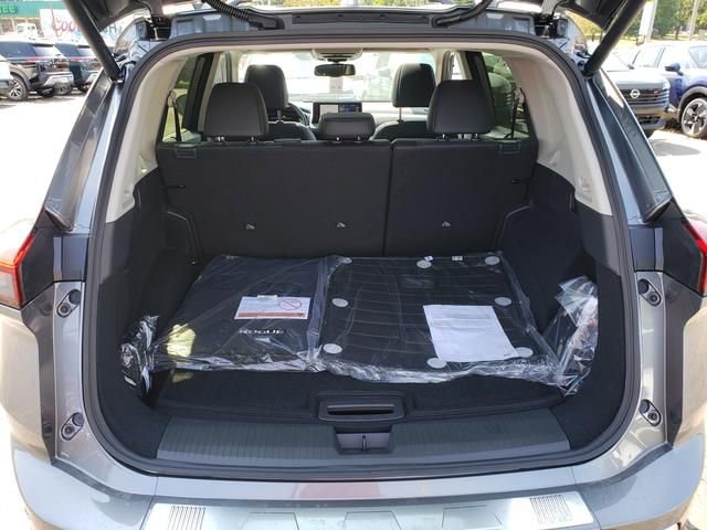 New 2026 Nissan Rogue Platinum w/ Platinum Premium Package image 11