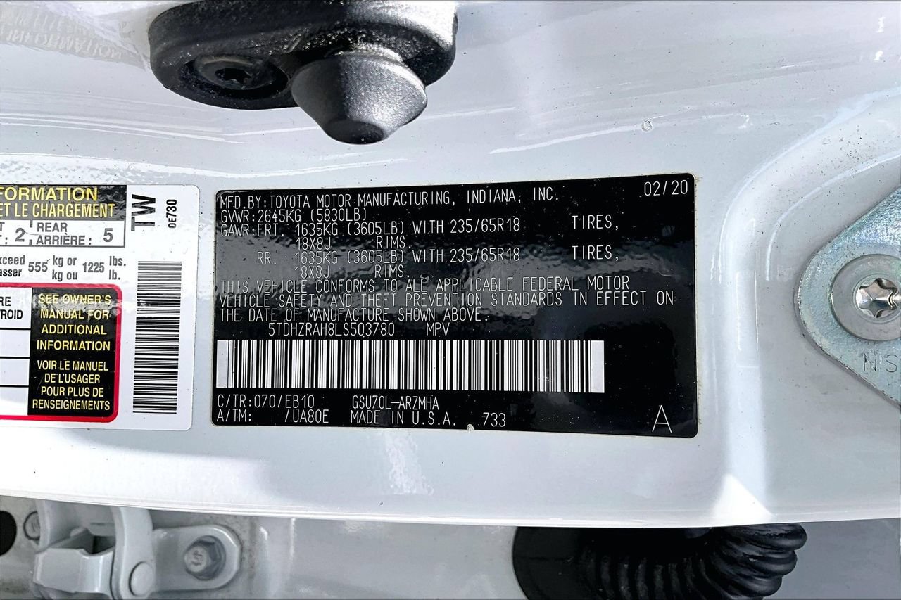 Used 2020 Toyota Highlander XLE FWD image 16