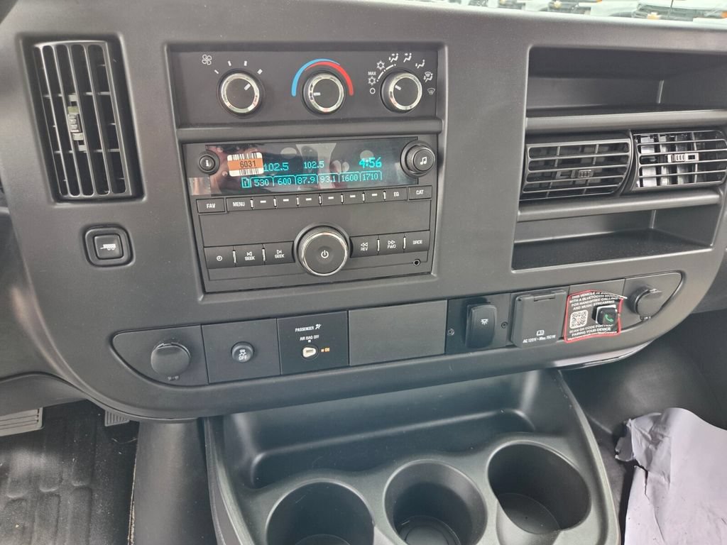 New 2026 Chevrolet Express 4500 w/ Power Convenience Package RWD image 7