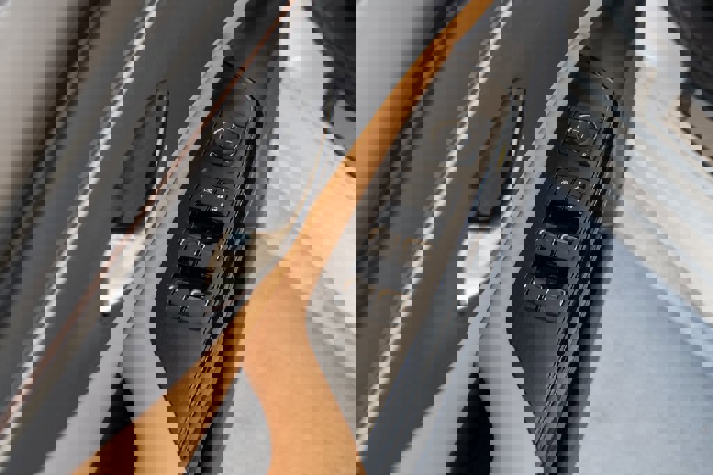 New 2025 Lexus ES 350 image 20