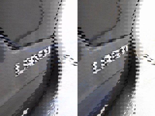 Used 2022 Jeep Grand Cherokee Laredo w/ Luxury Tech Group I image 14