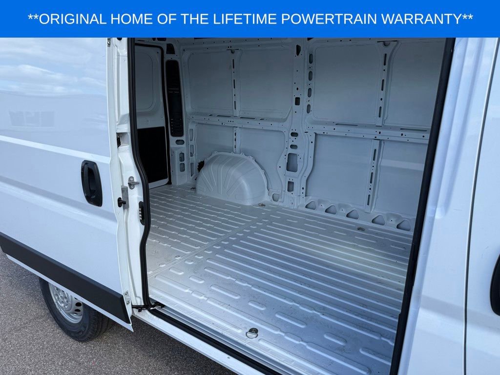 New 2025 RAM ProMaster 1500 w/ Premium Convenience Group FWD image 13