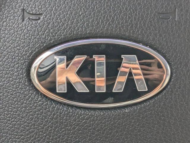 Used 2016 Kia Sedona LX w/ LX Convenience Package image 13