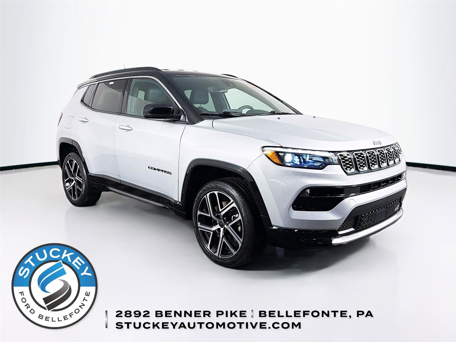 Used 2025 Jeep Compass Limited w/ Elite Group AWD/4WD image 1