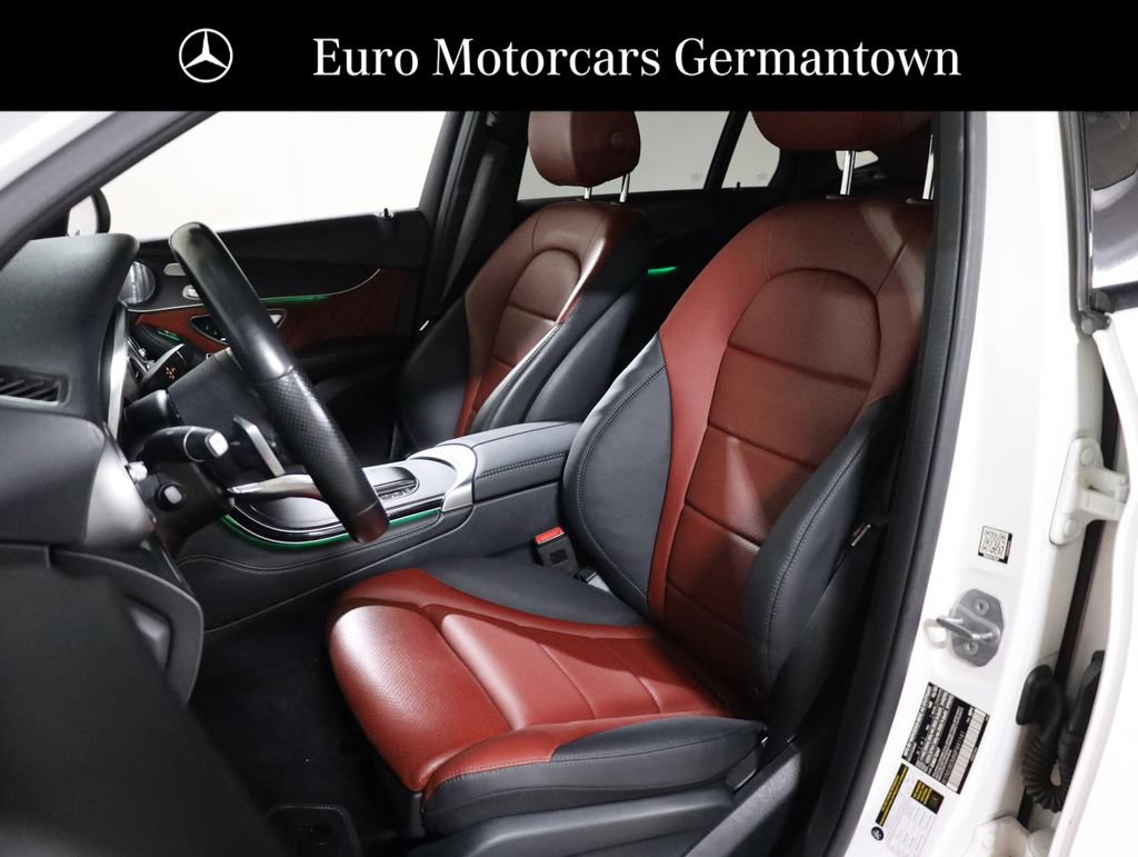 Used 2021 Mercedes-Benz GLC 300 4MATIC Coupe image 25