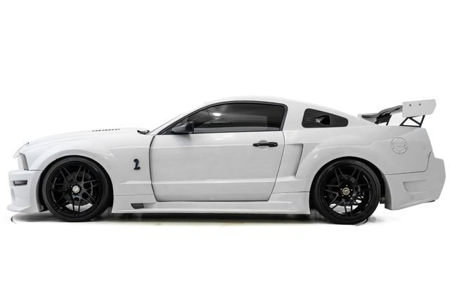 Used 2008 Ford Mustang Shelby GT500 RWD image 9