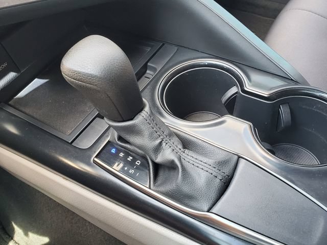Used 2020 Toyota Camry LE FWD image 28