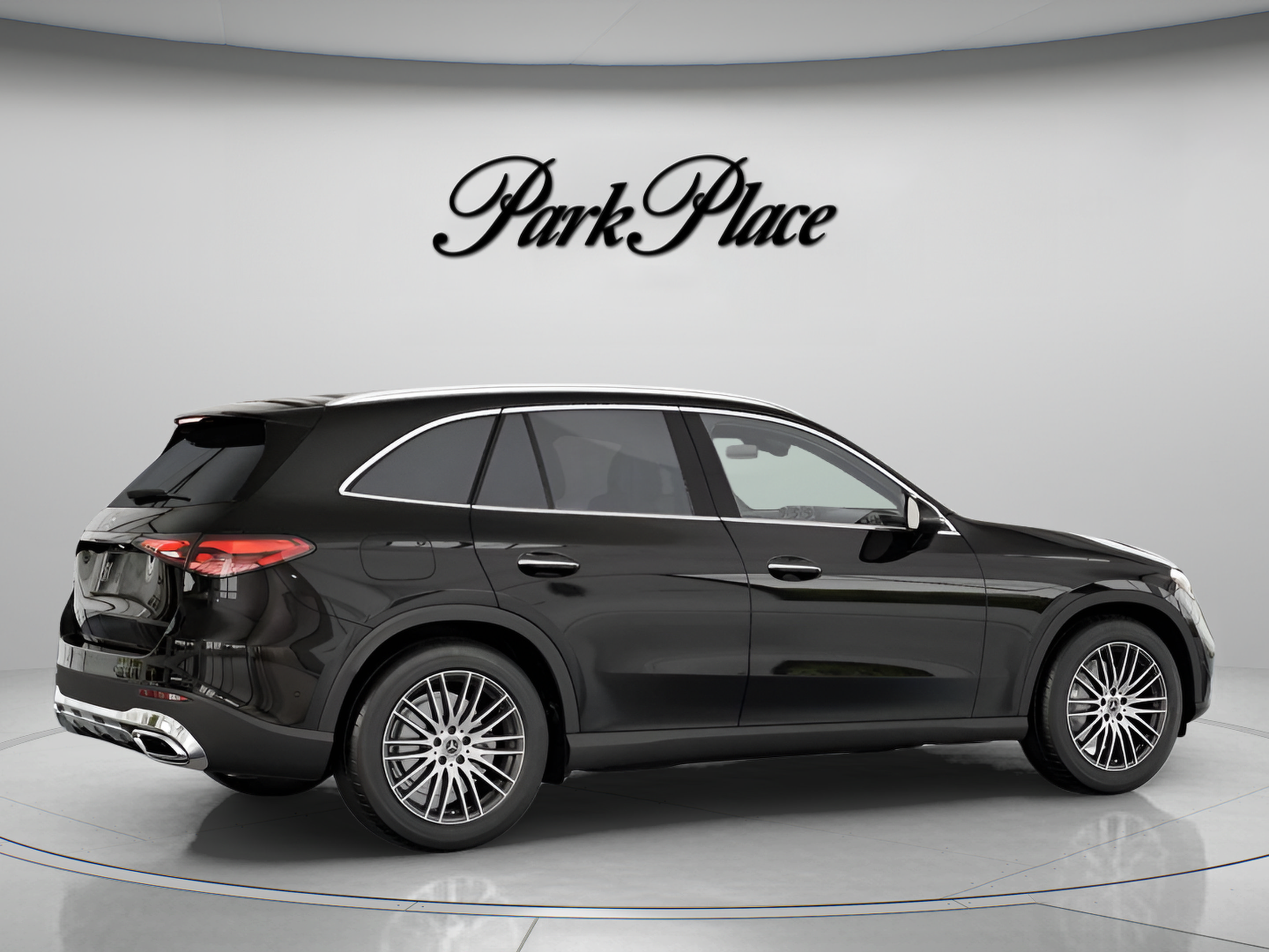 Used 2026 Mercedes-Benz GLC 300 image 23
