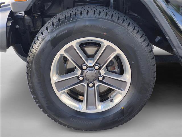Used 2018 Jeep Wrangler Unlimited Sahara AWD/4WD image 22