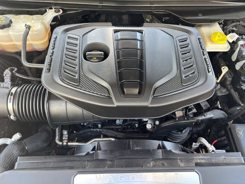 Used 2024 Jeep Wagoneer Series II AWD/4WD image 34